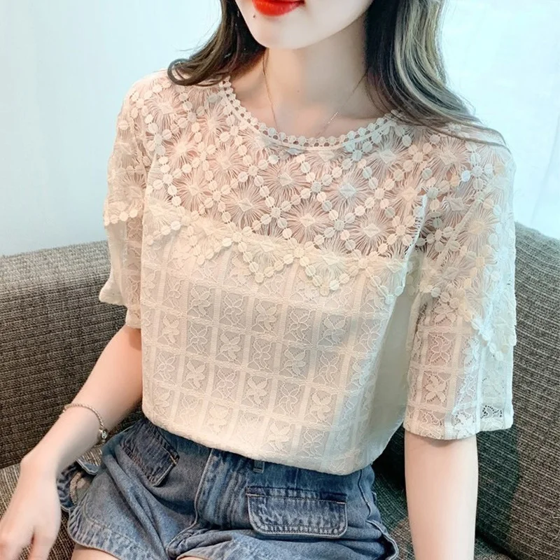 2023 New Summer Fashion Simple Commuting Style Round Neck Lace Hook Flower Hollow Out Casual Solid Color Versatile Shirt