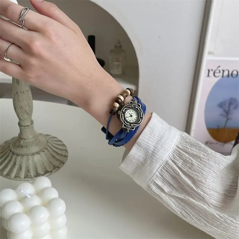 Многоцветные женские винтажные кварцевые наручные часы с кожаным ремешком