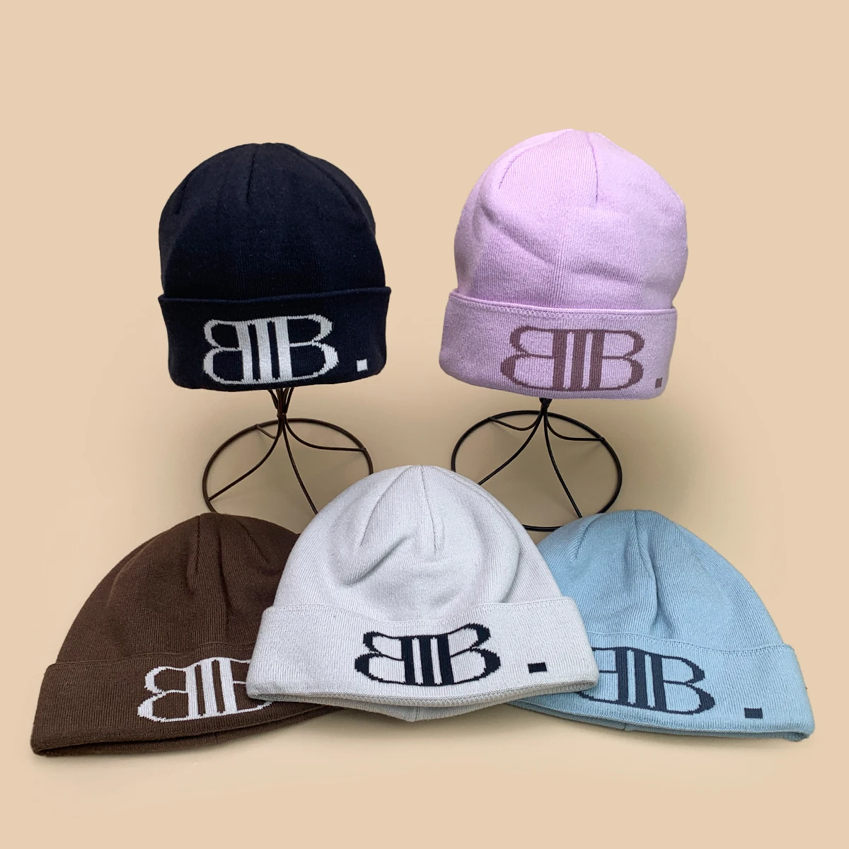 

Retro Jacquard Letters Wool Knitted Hats New Men Women Warm Simple Fashion Skate Outdoor Versatile ins Ear Protection Beanies