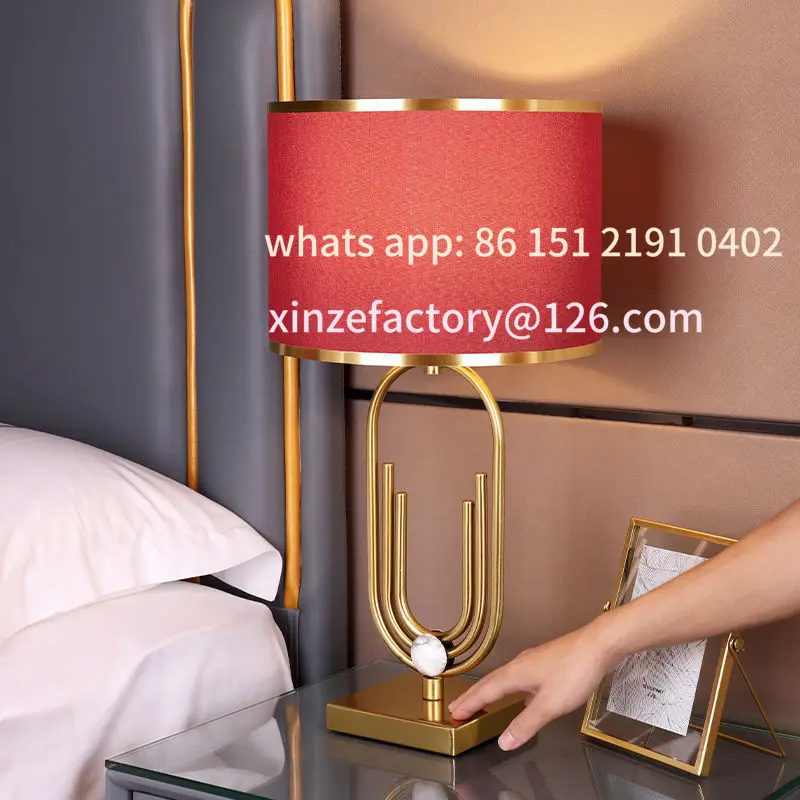 

Customizable winter New modern light luxury desk lamp bedroom bedside lamp