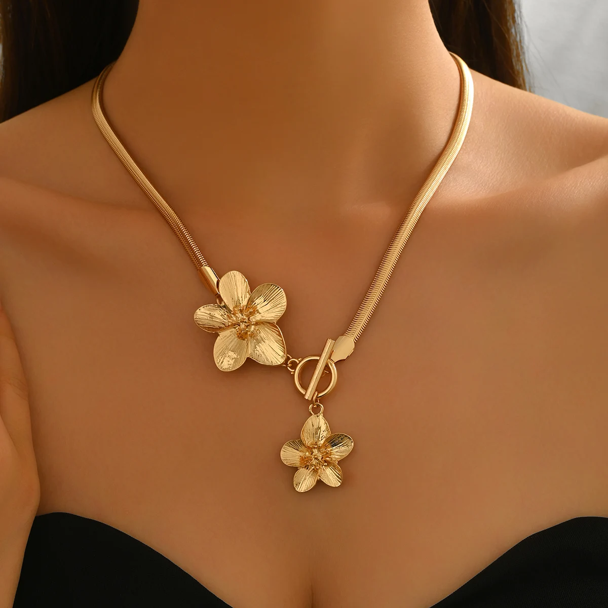 Elegant Snake Chain Necklace for Women Flower Pendant OT Buckle Choker Gold Silver Tone Daily Commute Date Party Wear Jewelry
