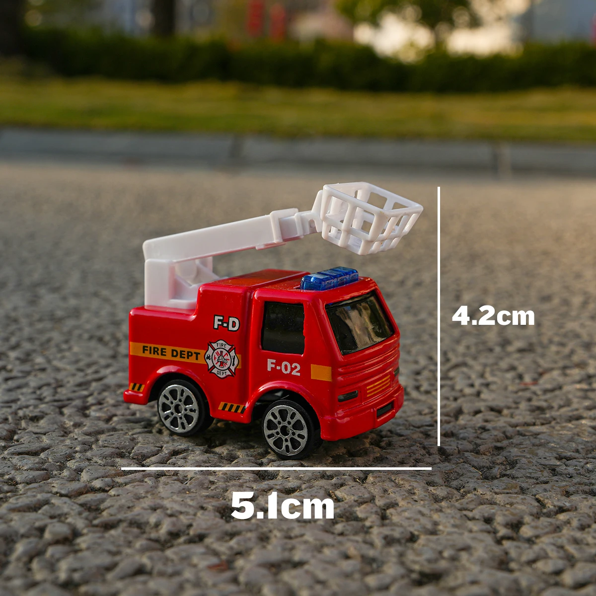 Ensemble de modèles de camion de pompier Mini Version Q, ornement de véhicule en alliage à rebond classique, jouet créatif d'anniversaire pour enfants, cadeau