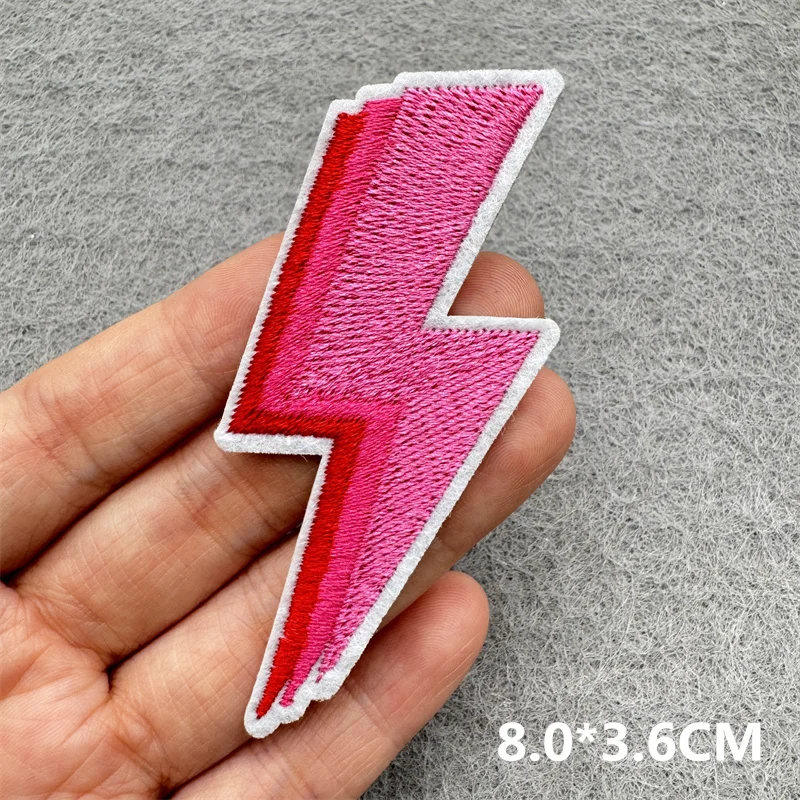 Parche bordado corazón lazo rosa – Dibujos animados para planchar - imagen 5