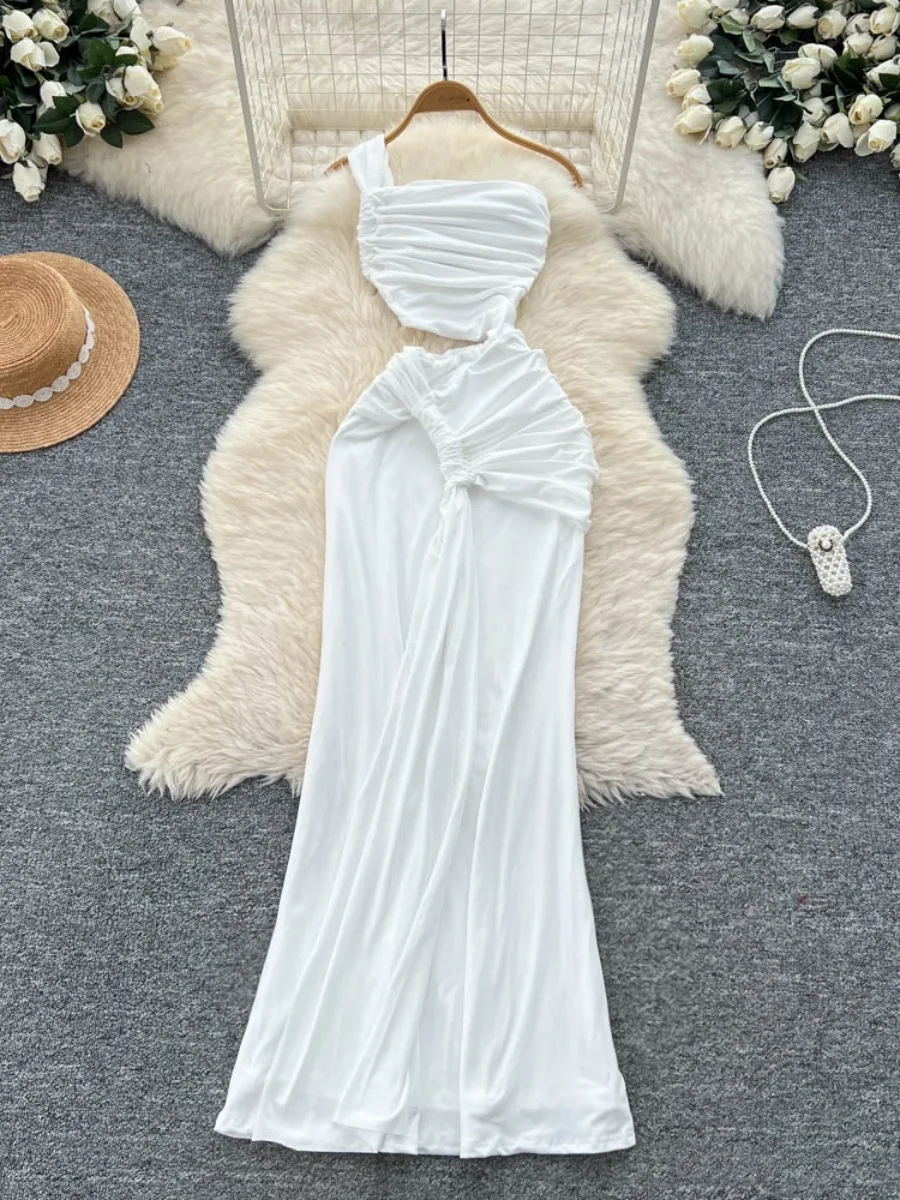 Foamlina อินเทรนด์ยุโรปสาวร้อนจีบ Bandeau ชุดฤดูร้อนไม่สม่ําเสมอ Cutout เอว SLIM FIT PURE Desire ชุด Maxi ที่ไม่ซ้ํากัน