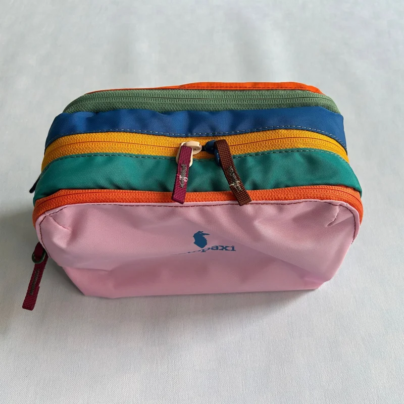 وضع السفر في الهواء الطلق حقيبة تخزين حقيبة مكياج ملونة منسوجة صديقة للبيئة