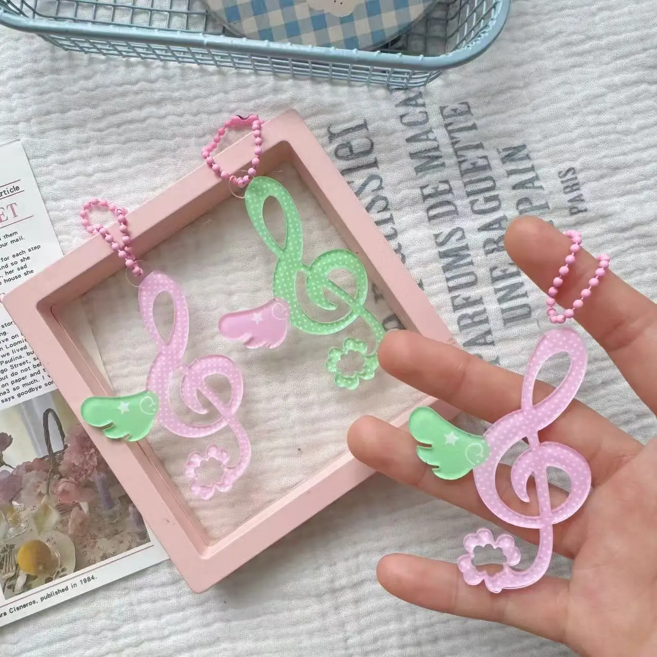 Cute Treble Clef Keychain with Wing Flower Sweet Polka Dot Music Note Pendant Key Ring Girls Bag Charm Music Lover Gift