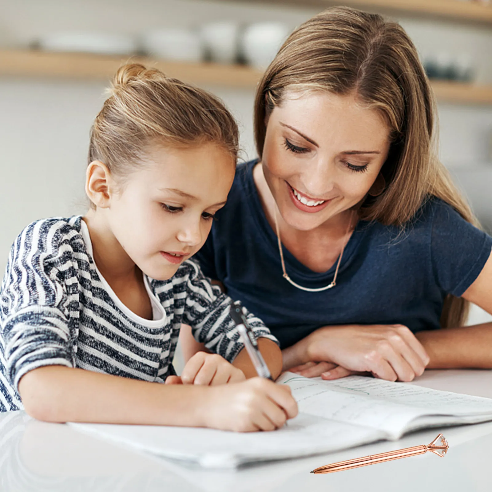 

Набор из 4 шариковых ручек с алмазным дизайном, металлические, многофункциональные, эргономичные, для письма, офисные и школьные принадлежности, гладкое письмо, комфортные в использовании