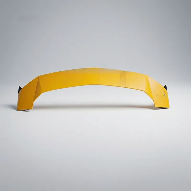 Used Original 4ML827931 Replacement Rear Tail Movable Spoiler Yellow Rear Wing for Lamborghini Urus