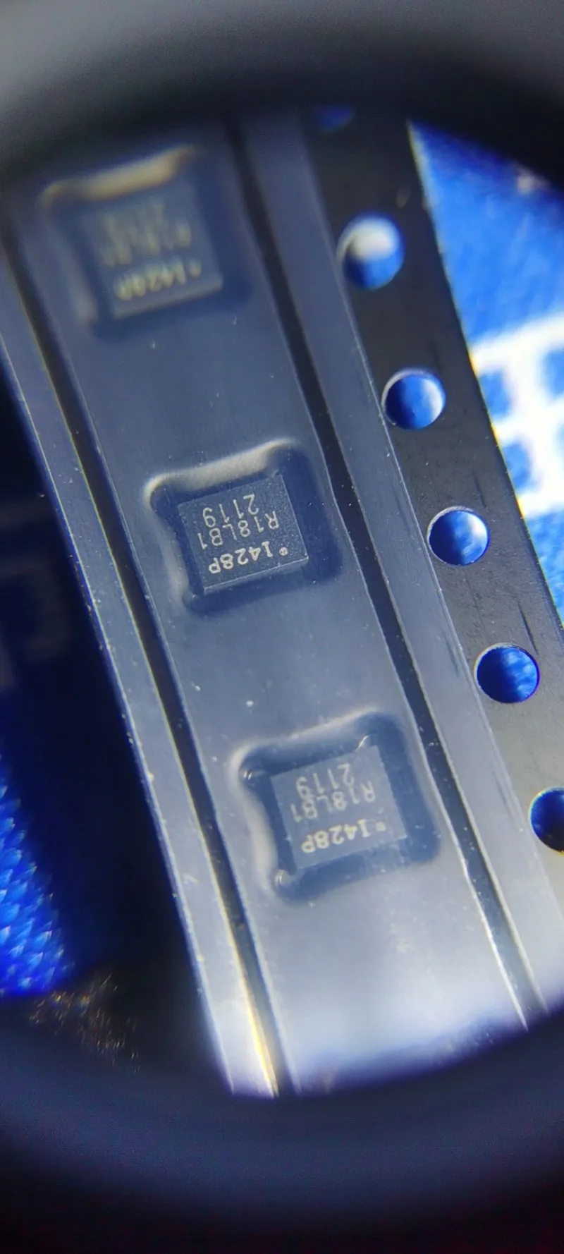 

SACOH New Original ICM-42688-P LGA-14 6-axis MEMS motion sensor, 3-axis gyroscope + 3-axis accelerometer