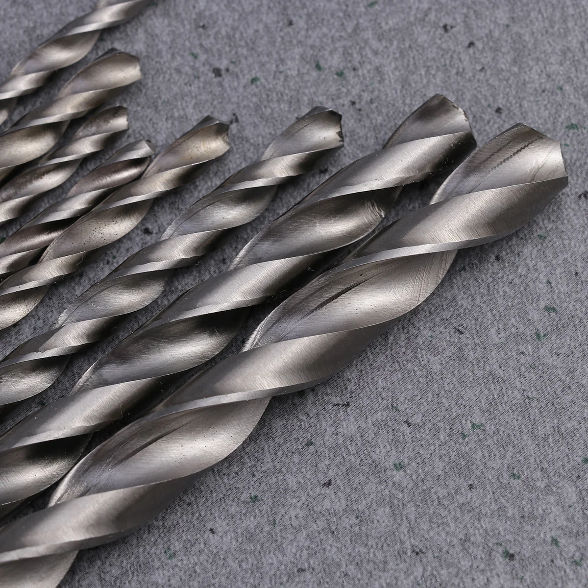 

8Pcs High Speed Steel Drill Bit Set 200mm Extra Long Small Cutting Resistance for Plastic Silver 4-10mm