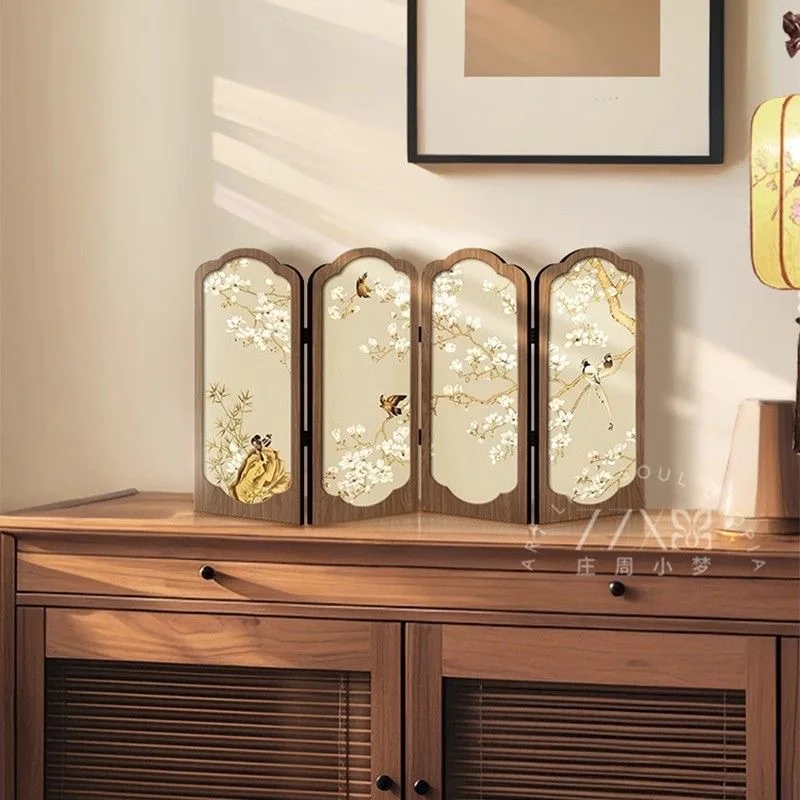 Classical folding flower-and-bird screen partition, entrance cabinet, tea table, home decoration items. Family court decorative