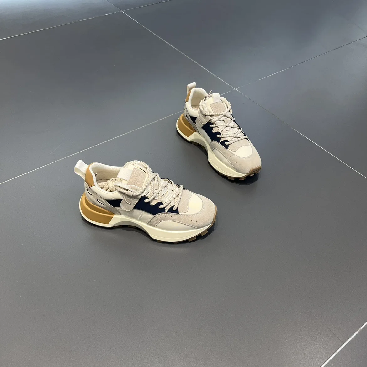 Spring and Autumn New Women's Fashion Versatile Dad Shoes Casual Breathable Sneakers