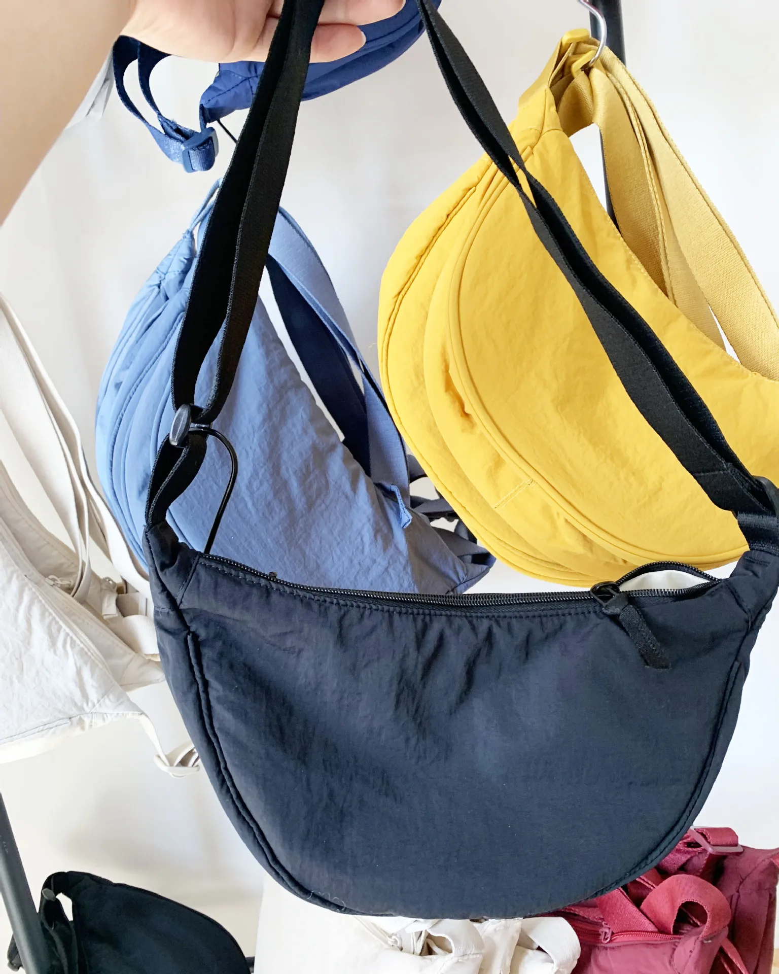 Leichte Nylon-Halbmond-Umhängetasche mit Verstellbarem Breitem Riemen, Schultertasche für Frauen, Tägliche Einkaufs- und Reisehandtasche – Detail 14