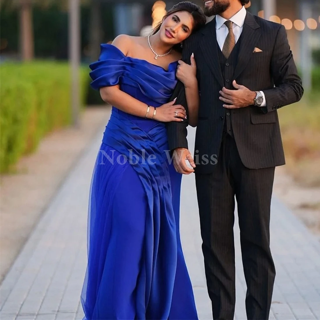 

Off Shoulder Party Dress Satin Mermaid Prom Dress Floor-Length Elegant Evening Dresses Pleated Design and Cap Sleeves Customize