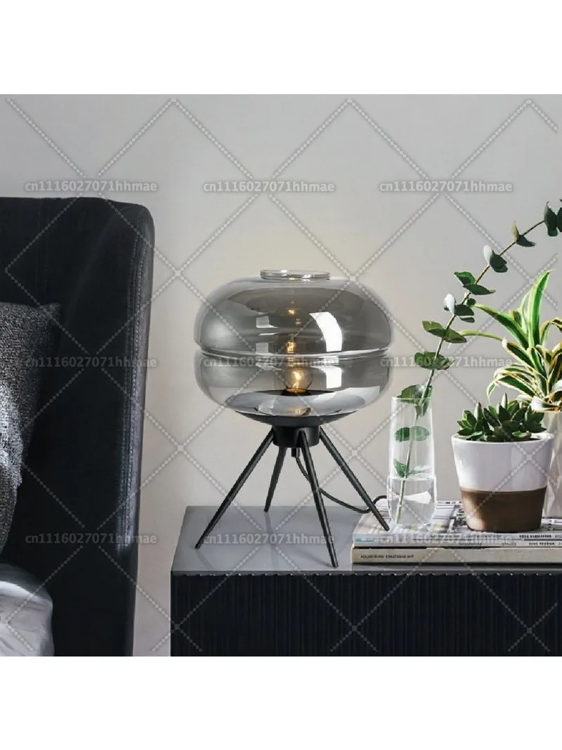 Designer, Post-modern Creative Art Glass Bedside Decorative Lamp, Suitable for Hotel Bedrooms, Study Rooms, Living Rooms