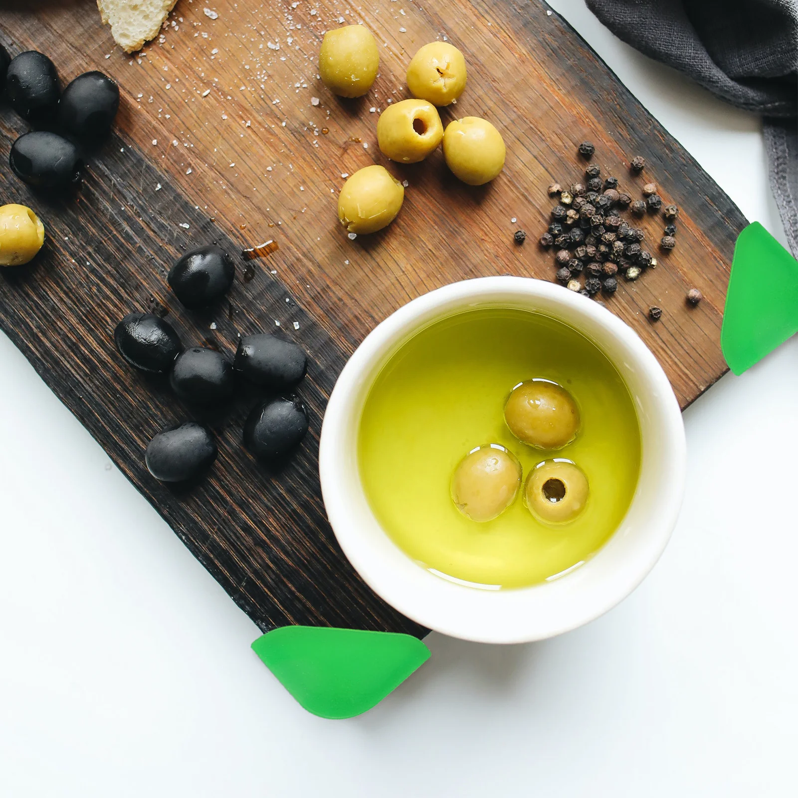 

8pcs Silicone Corner Protectors For Cutting Board Thawing Plate Non-Slip Wear-Resistant Kitchen Tool Accessories