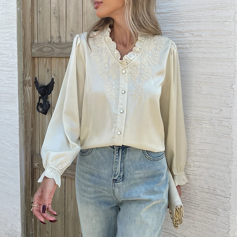 

New Spring Ladies' embroidery Shirts Fashion elegant Women's Tops blusa mujer