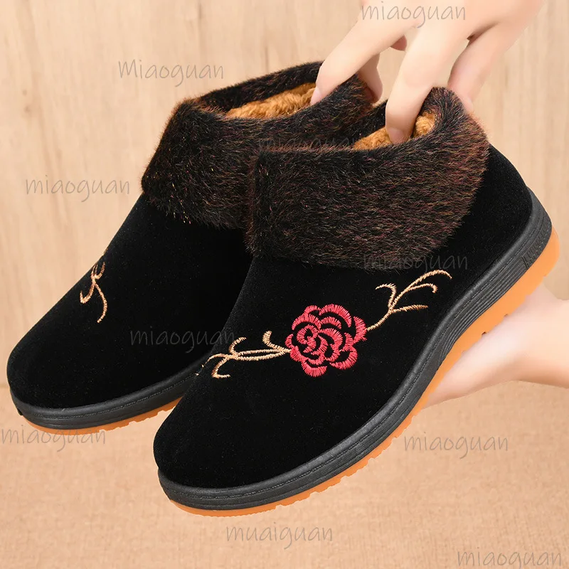 Old Beijing Cloth Shoes for Women Winter Cotton Shoes Slip on Plush Warm Soft Sole Grandma Boots Comfortable Footwear Size36-41