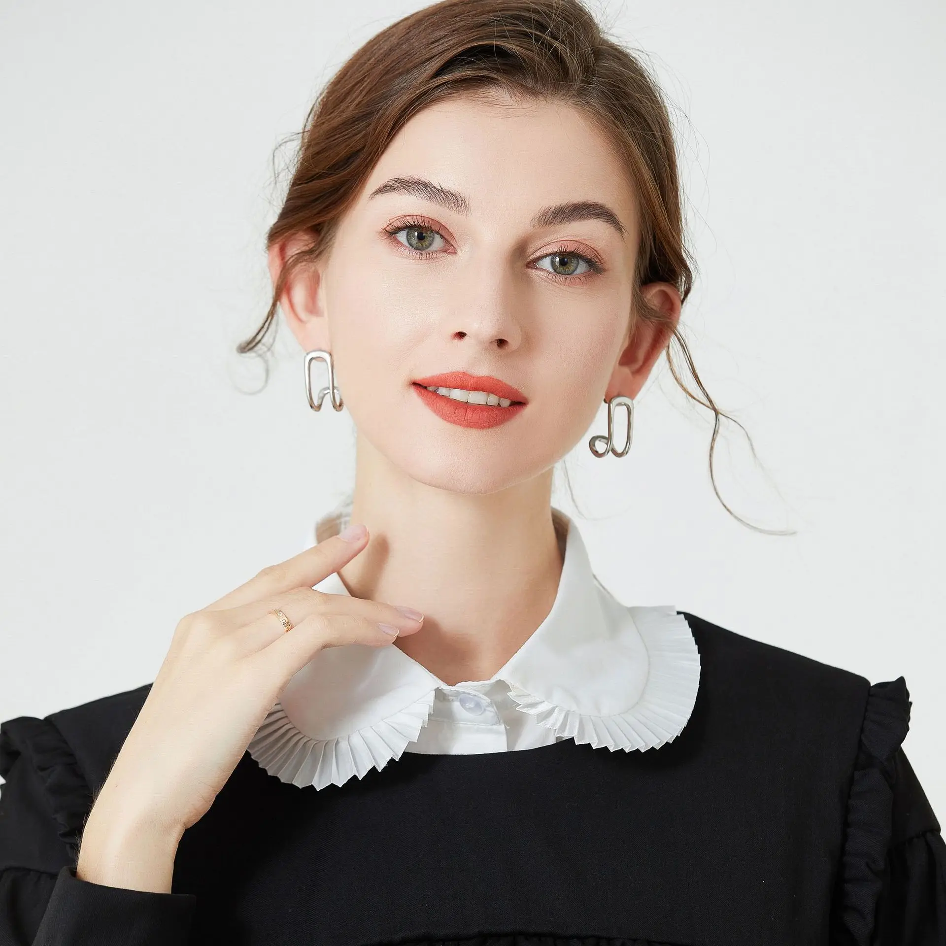 Women Shirt False Collar Bowknots Blouse Lapel Shirt Detachable Collar Female Removable Necklace Button Down Fake Collar