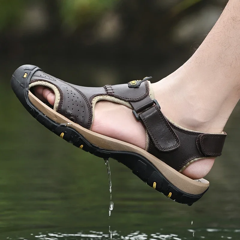 

2025 Summer Men Sandals Genuine Leather Beach Slipper Casual Leather Sandals Male Outdoor Shoes Roman Shoes Chaussure Hommes