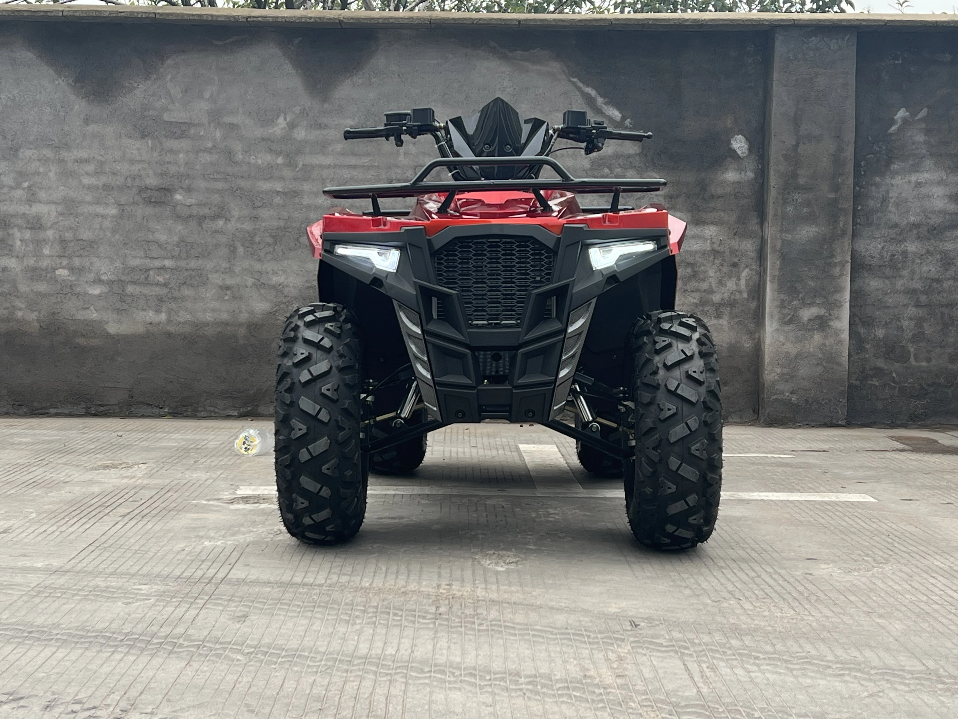 الكبار 2x4 رباعية ATV 200cc 300cc مزرعة ATV كواتريموتو 4x4 مجهزة بنظام نقل محرك رمح قفل تفاضلي