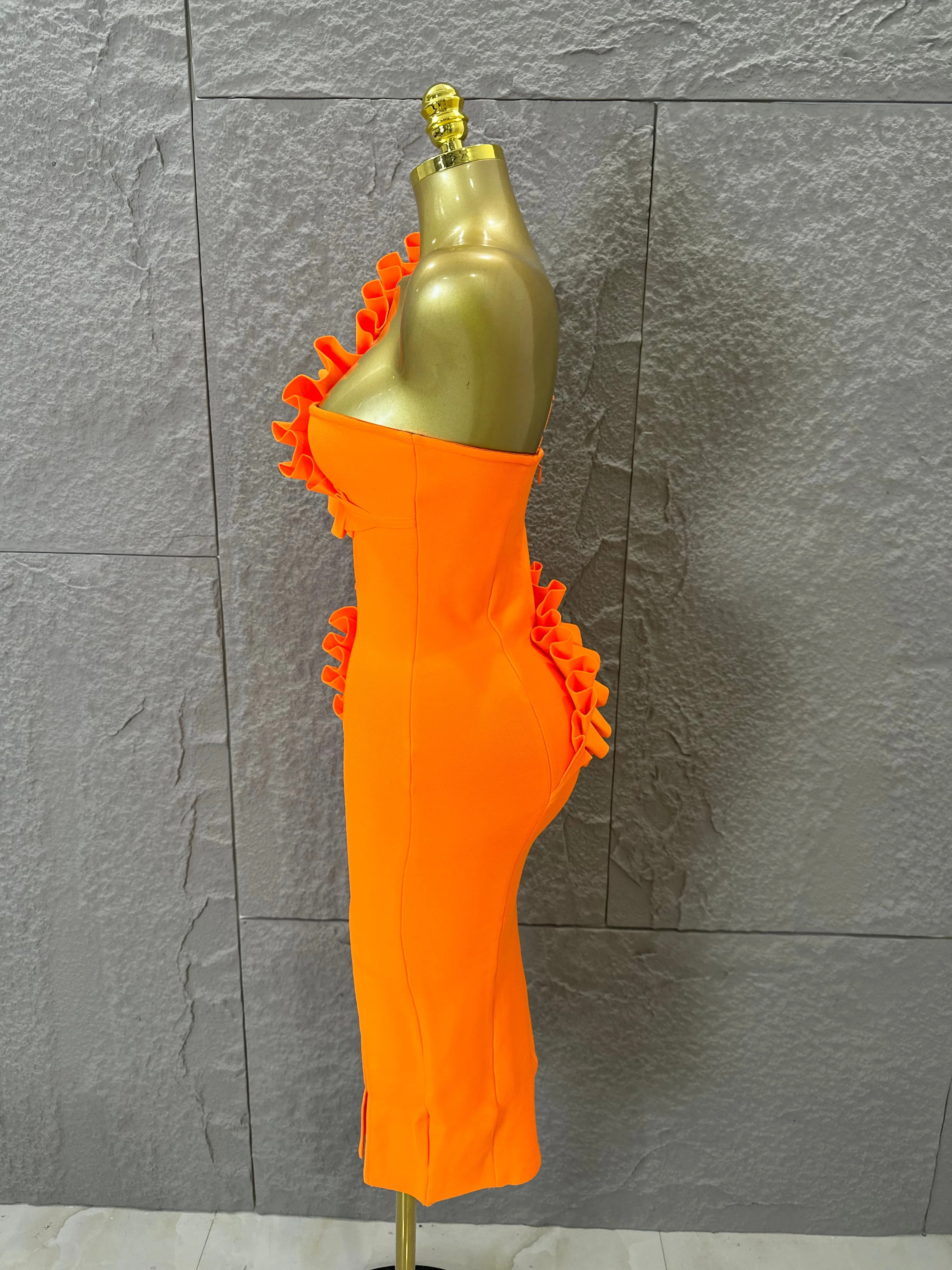 

Сексуальное облегающее платье миди на одно плечо с рюшами, вырезами на талии и высоким разрезом для вечерних мероприятий и вечеринок