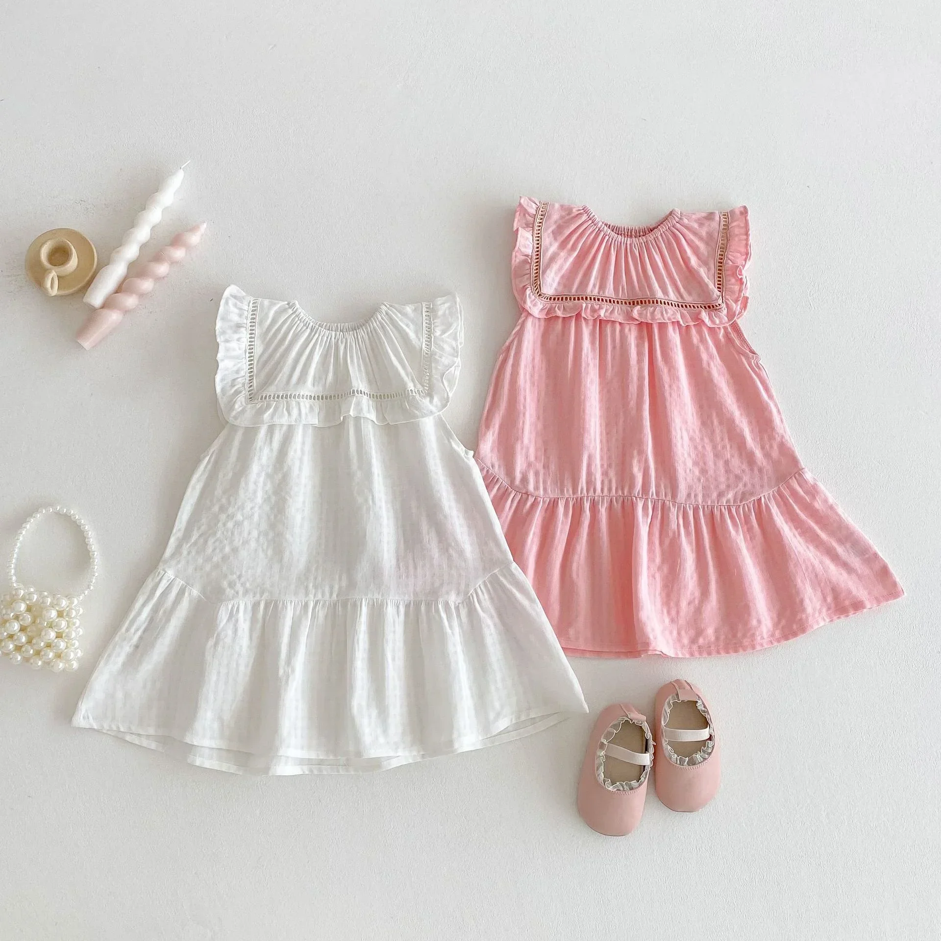 

2025 New Summer Korean Style Ins Girls' Dress - Cute Fashionable 95% Cotton Solid Color Dress with Ruffled Sleeves & Lace
