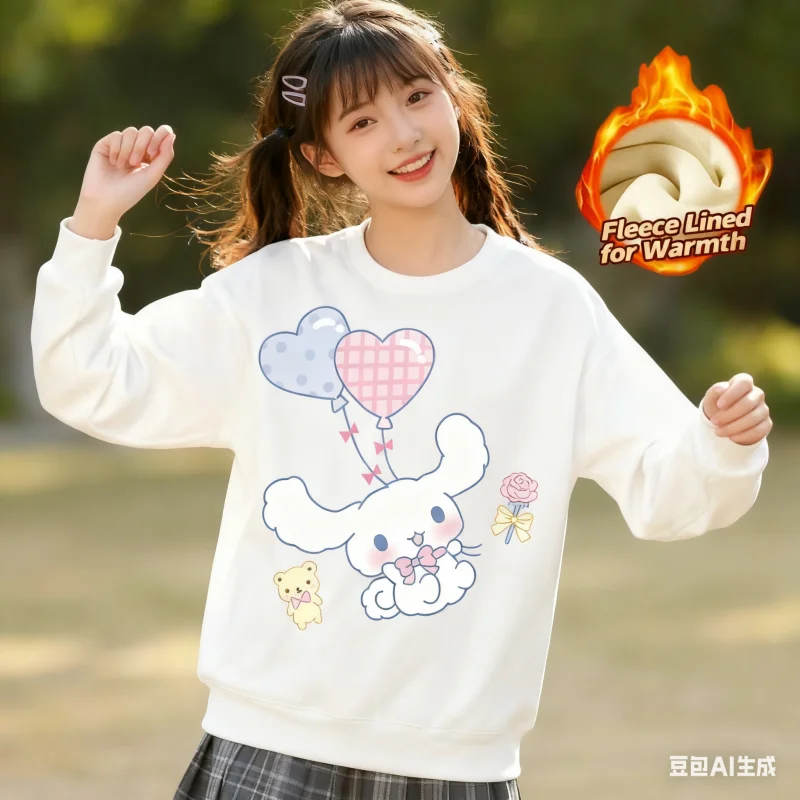 تي شيرت بأكمام طويلة ورقبة دائرية مطبوعة من سلسلة سانريو 2025، تي شيرت لطيف ودافئ مبطن بالصوف برقبة دائرية وأكمام طويلة، 100% قطن #1