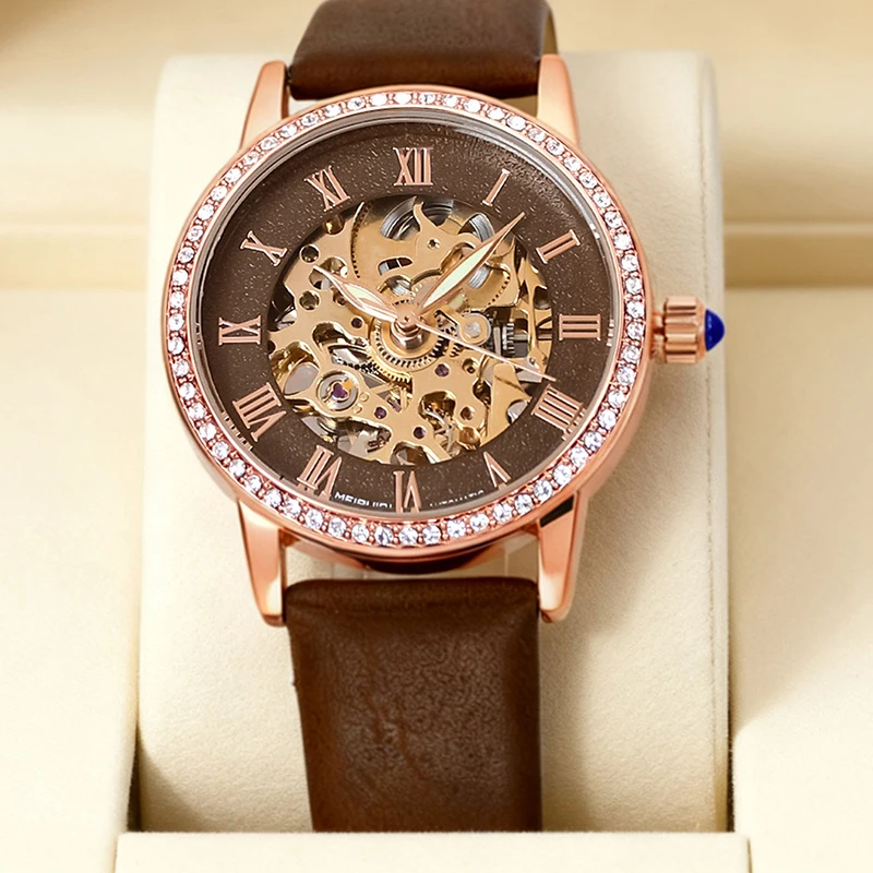 A women's brown leather belt casual style gentle and elegant quartz watch