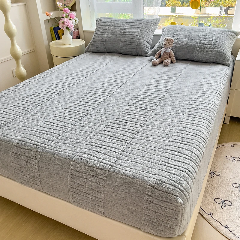 

2025 New Type A Water Ripple Jacquard Milk Fleece Bed Hat Thickened and Warm Solid-color Mattress Covers for Winter