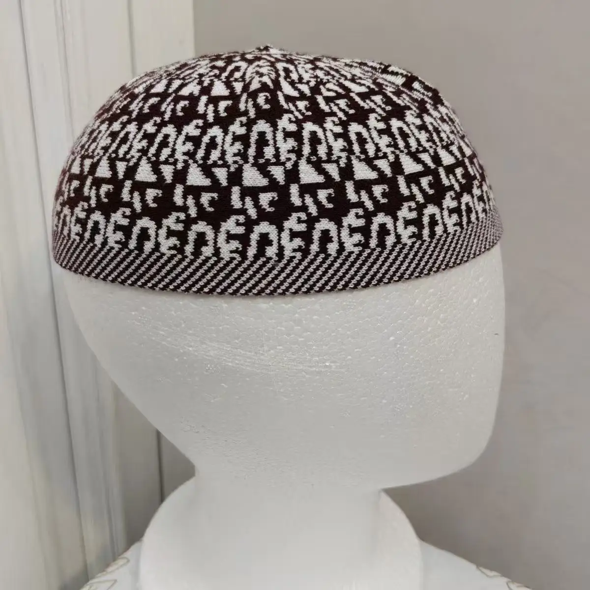 شحن مجاني قبعات مسلمة للرجال Colthing الكروشيه متماسكة قبعة تركيا الكوفي الإسلامي الكيباه اليهودية عمامة الأبيض القطن شبكة 0791