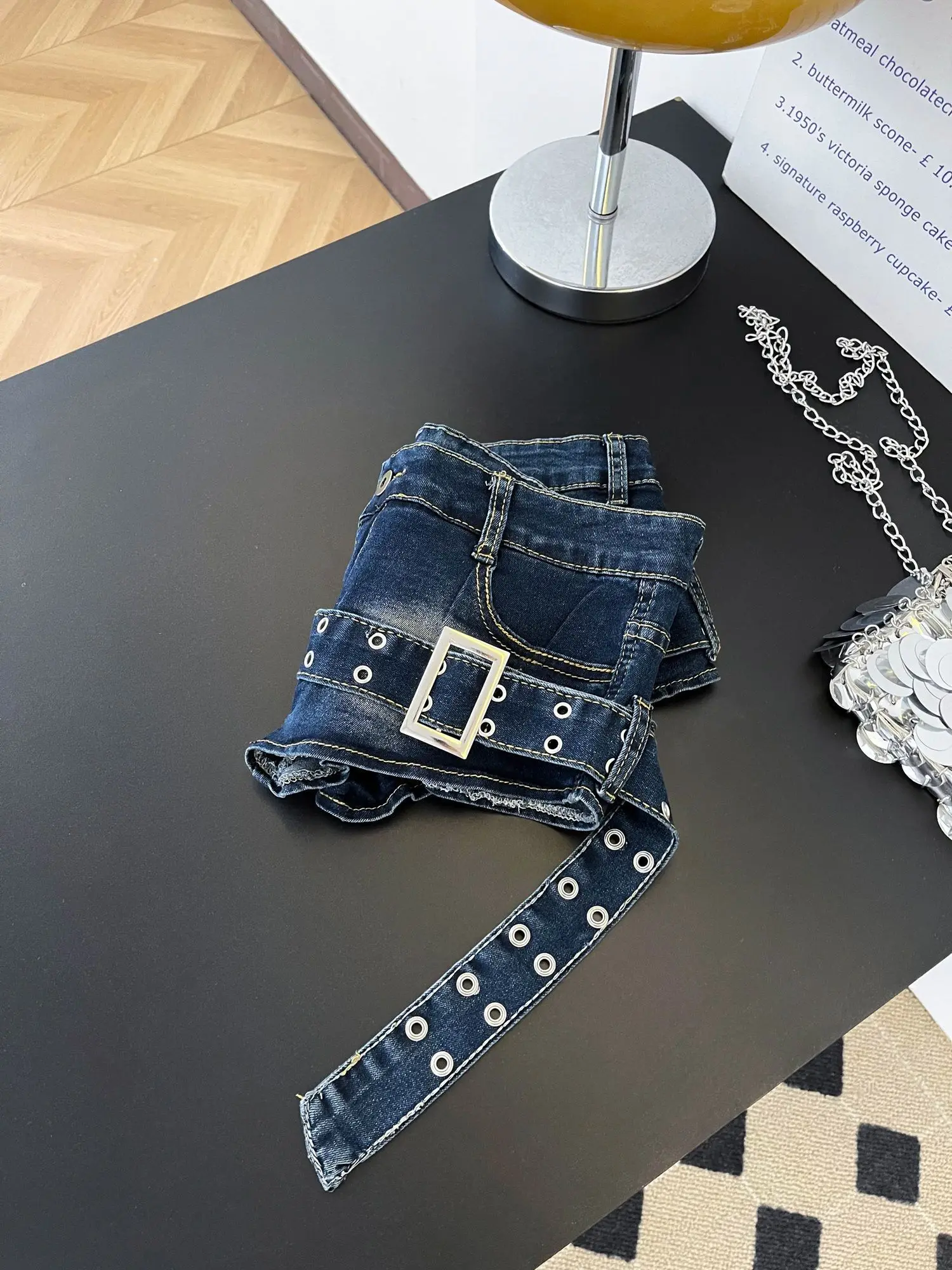 Spice Girl Nail Belt Denim Super Shorts Women's Summer Y2k Washed Old A Word Hip Hot Pants view 4