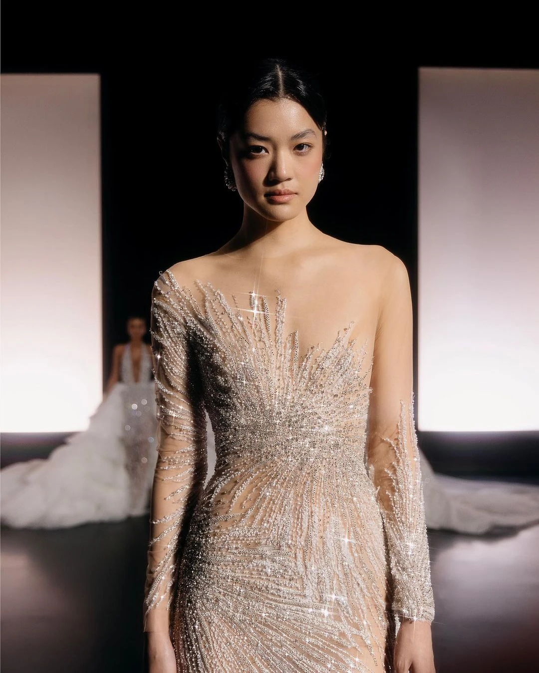 キラキラマーメイドウェディングドレスジュエルシャイニングスパンコールアップリケ長袖コートガウン背中の開いたブライダルカスタムメイドローブデマリー