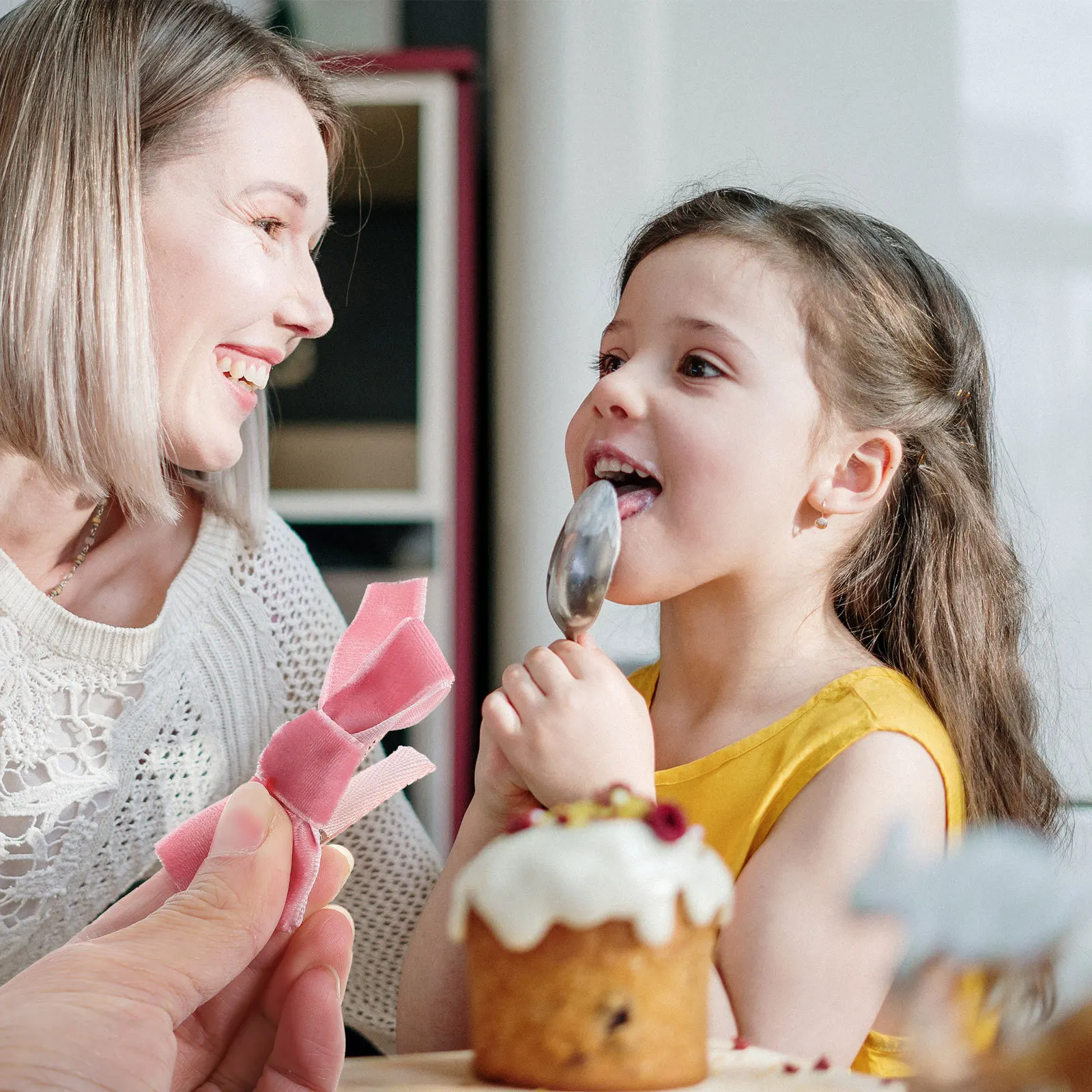 

3Pcs Hair Clips Cute Bowknot Design Zinc Alloy Cloth Material Non-Slip Secure Hold Girls Hair Accessories for Teens Kids 12-16