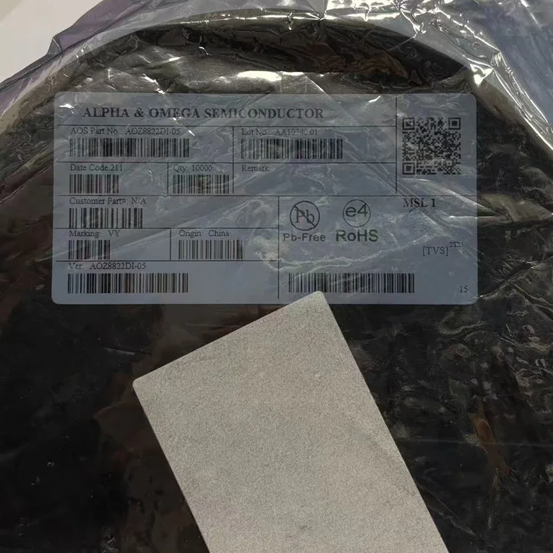 10pcs  AOZ8822DI-05 TVS Diode ESD Protection, 5V, 0.55pF, 15A, 2-Line, DFN-3L