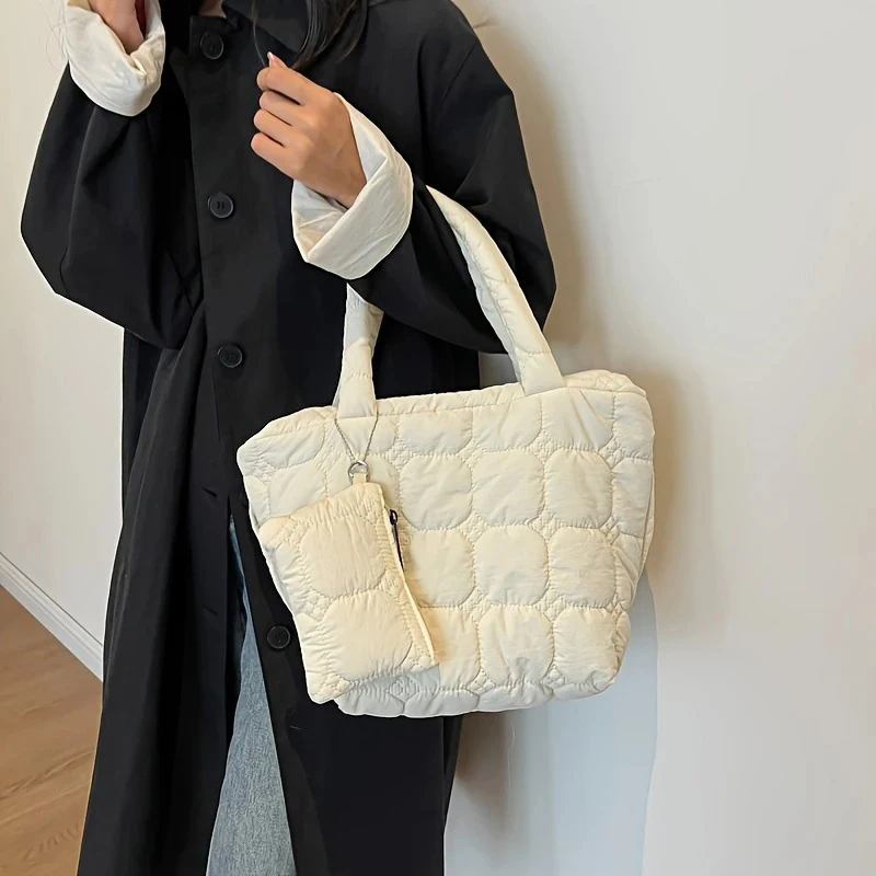 Women's Tote Bag Korean Version Fashion Handbag  Large Capacity Key Bag Accessories Soft Go Shopping Campus Shoulder Bag