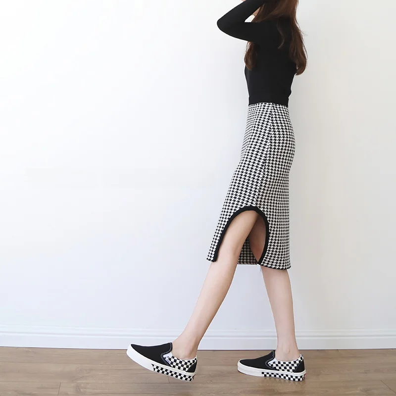 

High Waist Knitted Mid-Length A-Line Skirt for Women Autumn Winter New Sle Versatile Korean Version Commute Embroidery