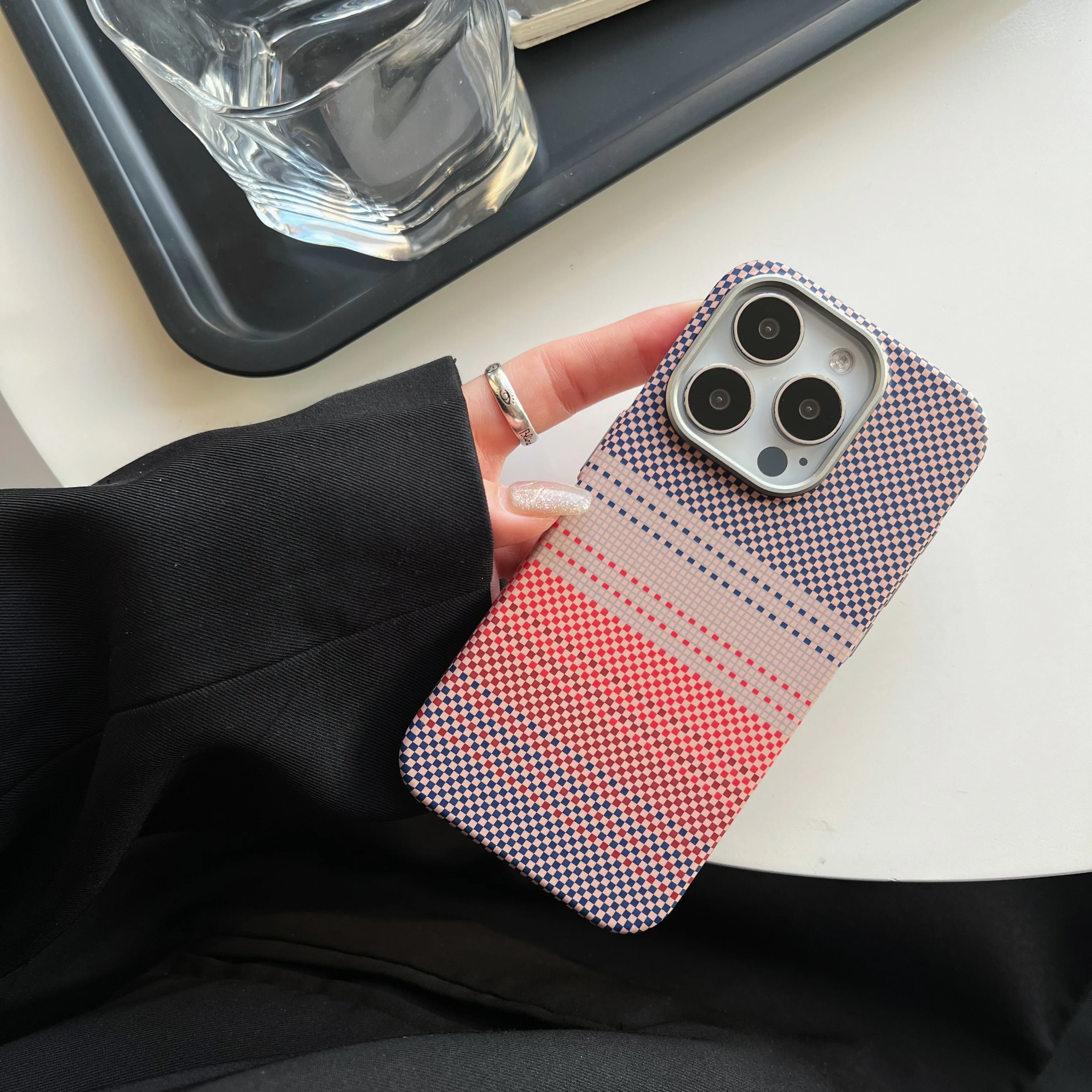 

Magnetic Charging Cover for Phone 14 15 16 Pro Max Magnets Camera Alloy Lens Protection Hard PC Phone Case Carbon Relief Shell