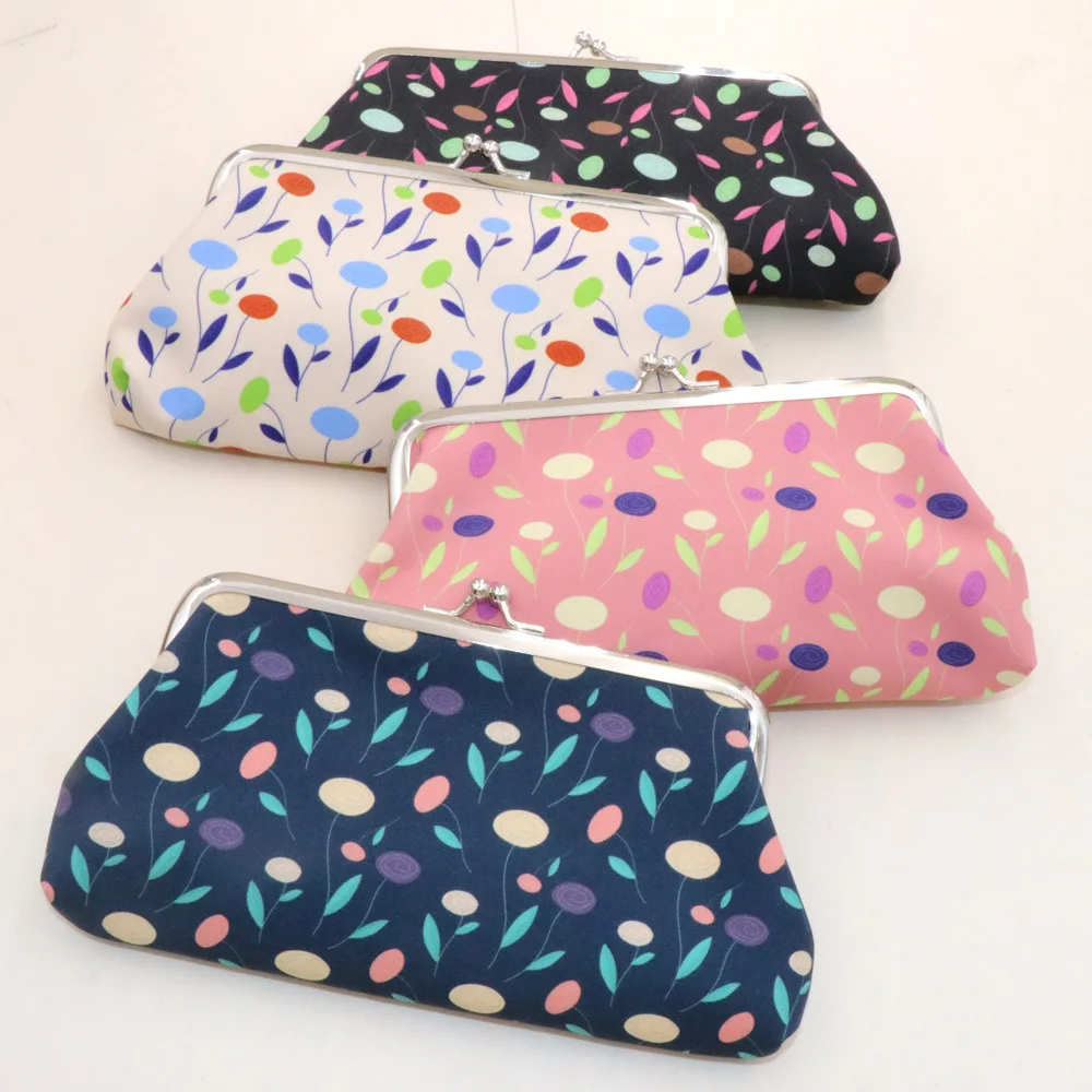 

New fabric coin purse, small fresh leaf, women's small makeup bag, hand-held bag