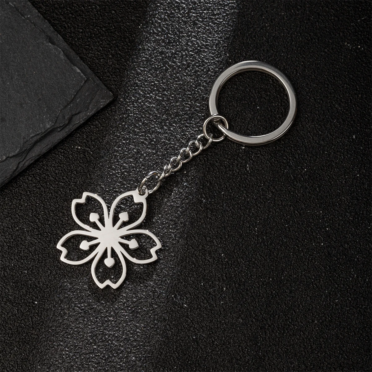 Diy Handmade Stainless Steel Keychain Car Keyholder For Women Luxury Leaf And Flower Bag Charm Keyring Clip Key Chain Jewelry image 2