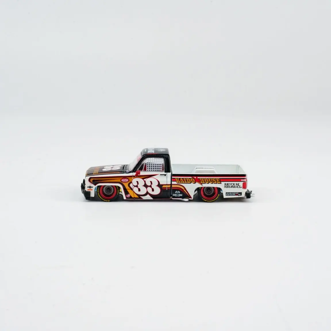 minigt-1-64-シボレー-シルバラード-kaido-インティミデーター-v1-ダイキャストモデルカー