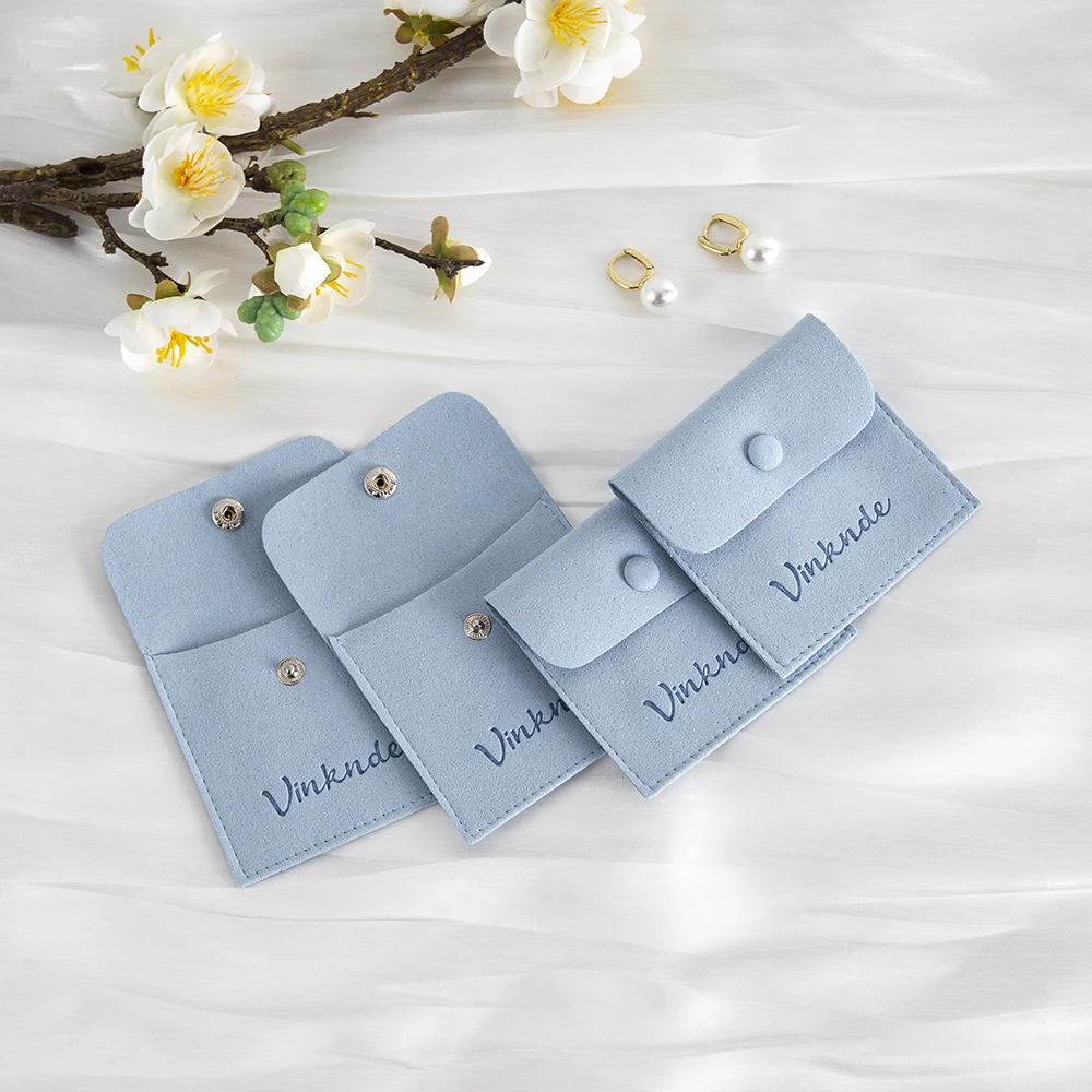 50 قطعة شعار مخصص حقيبة تغليف المجوهرات 8x8 سنتيمتر ستوكات الجلد المدبوغ المخملية السفر عيد الميلاد هدايا الزفاف هدية أقراط خواتم الحقيبة