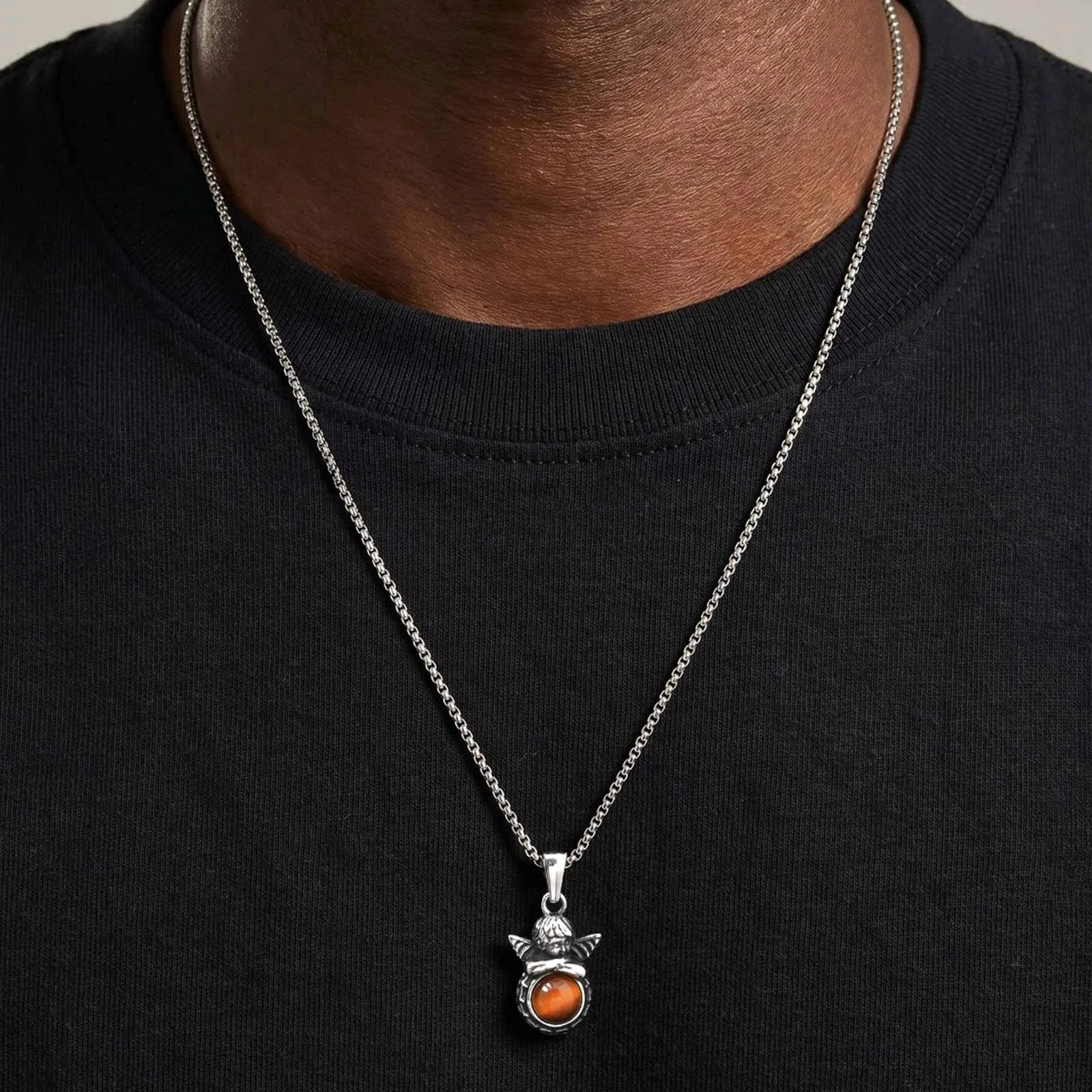 Halskette mit kleinem Engel-Anhänger für Männer und Jungen, Halskette mit rundem Naturstein-Anhänger aus Edelstahl, trendiger, lässiger Schmuck – Detail 9