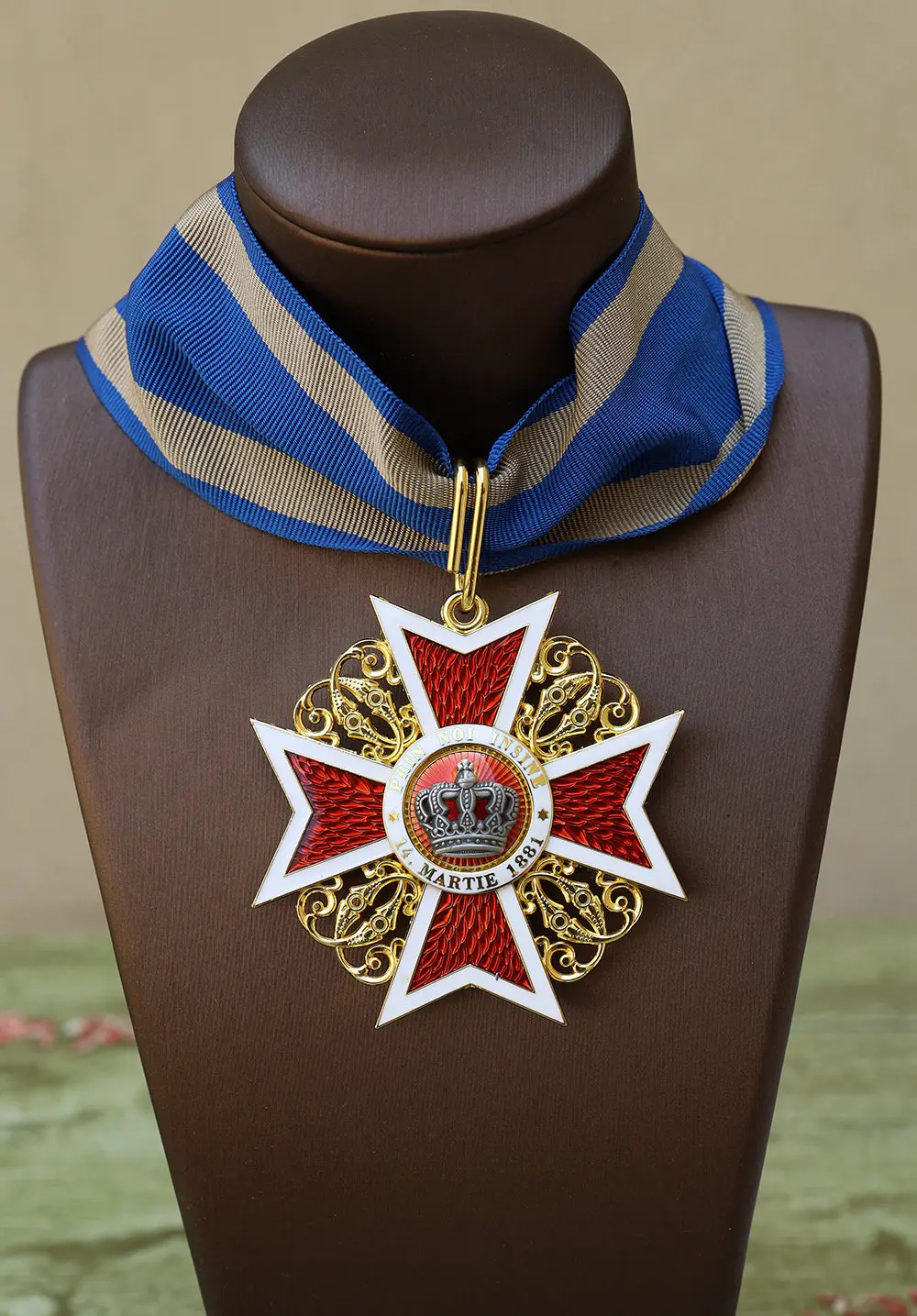 

Romania Order of the Crown Commander Class Reproduction