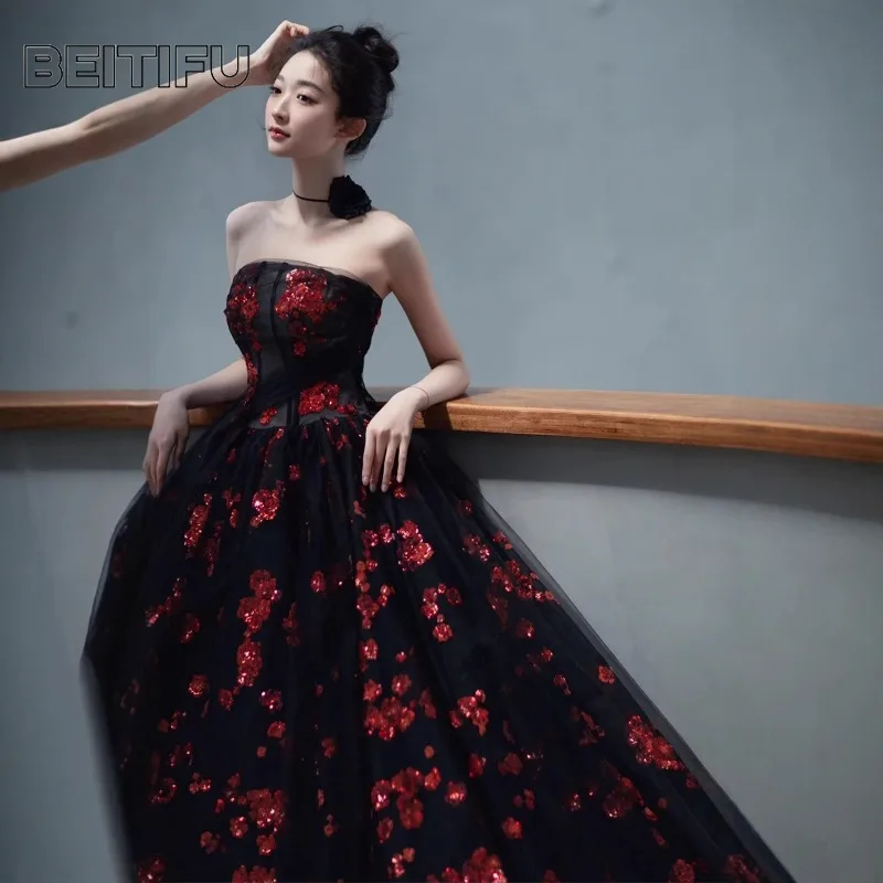 Customized Palace Style Elegant Evening Dresses for Women Strapless Light Luxury Lace Embroidery Women's Wedding Party Dress