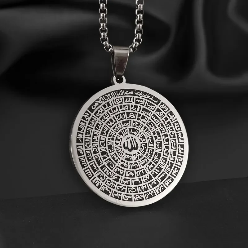 Vintage Stainless Steel Buddha Plate Scripture Shurangama Mantra Pendant Necklaces Men\'s Religious Wishing Amulet Party Jewelry