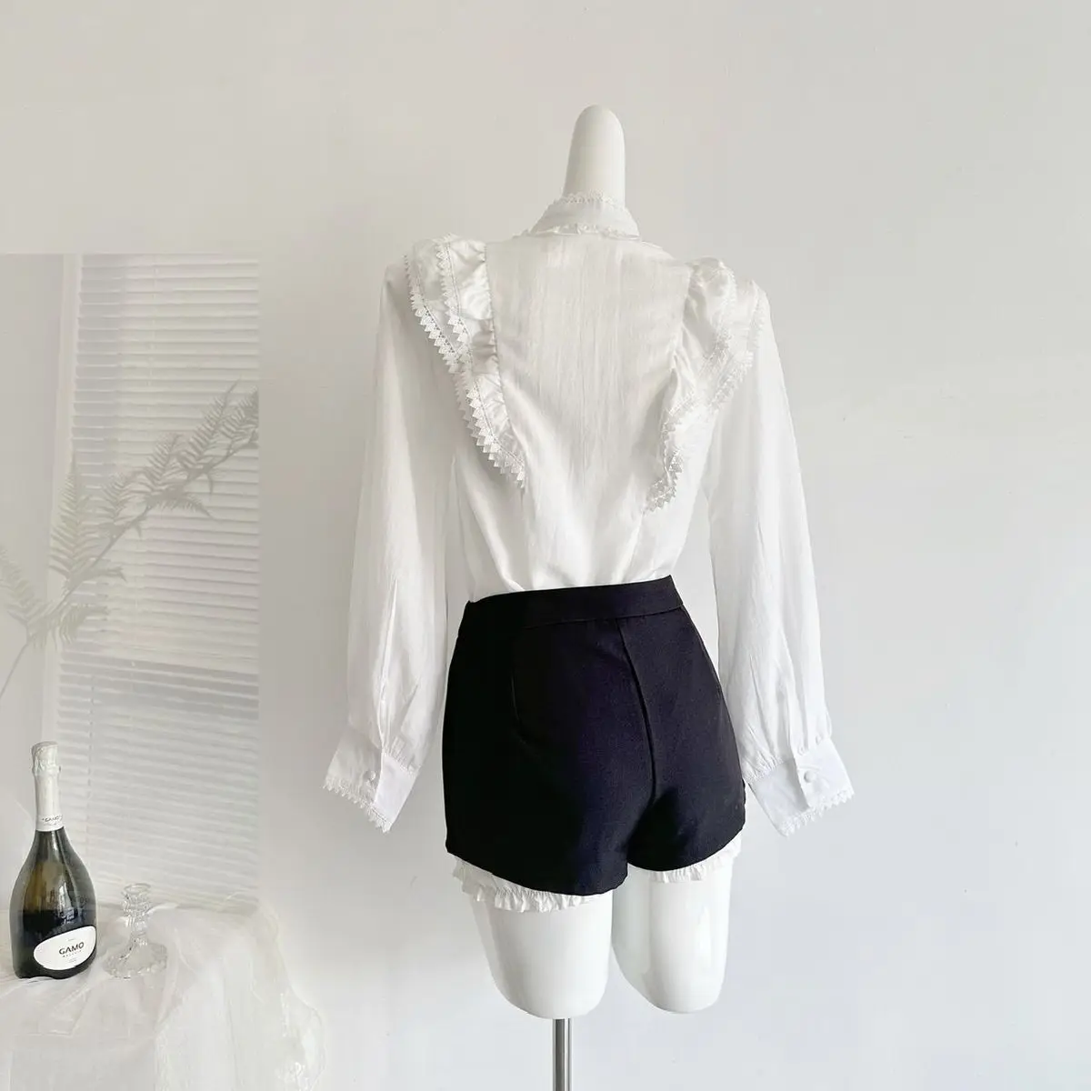 French Vintage Women 2 Piece Set Ruffle Blouse + Bow Shorts Birthday Elegant Soft Daily Casual Lolita Korean Fashion Y2k Outfits