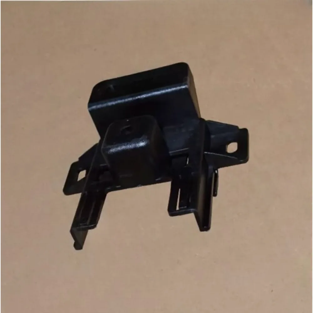 For Chery Explore 06 Arrizo 8 Blind Spot Monitoring Sensor Bracket BSD BSM Radar Mount Holder Rear Replacement Auto 704000485AA