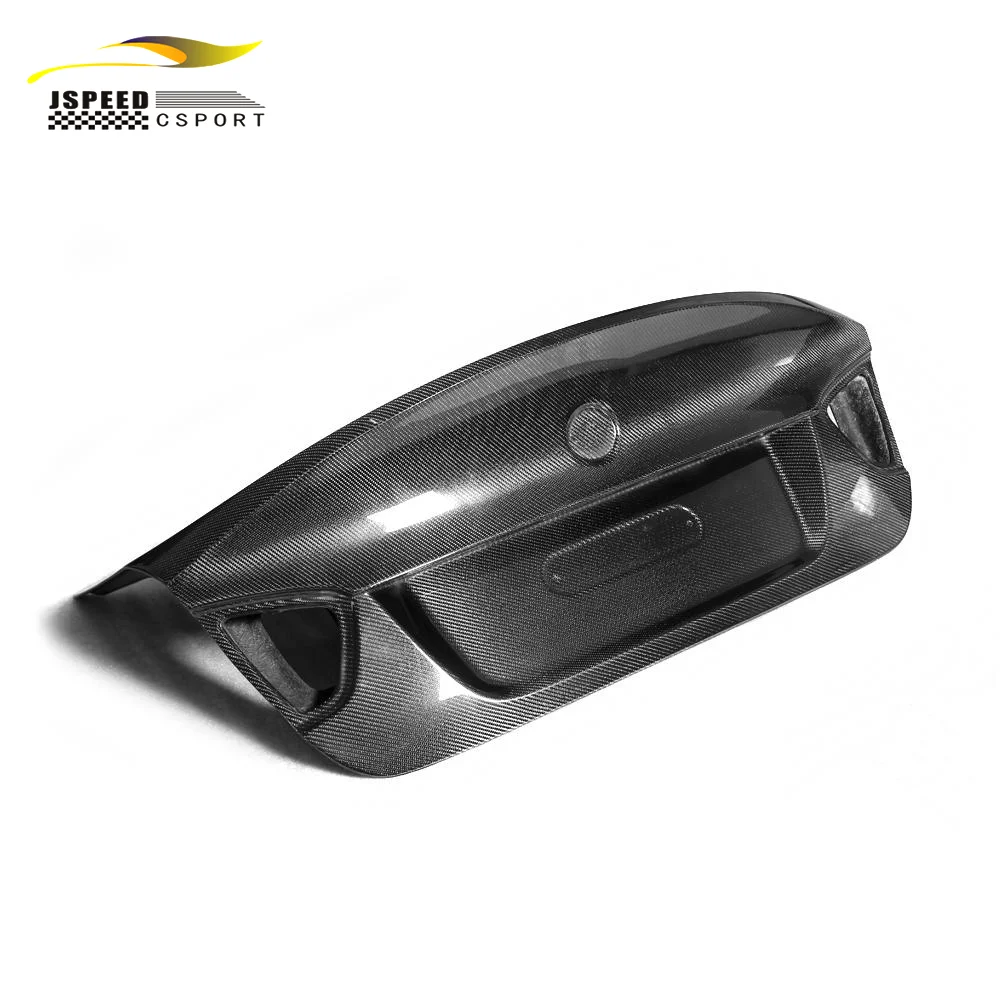 

Suitable for The JCSPORTLINE carbon fiber trunk lid of the BMW E90 2005-2008