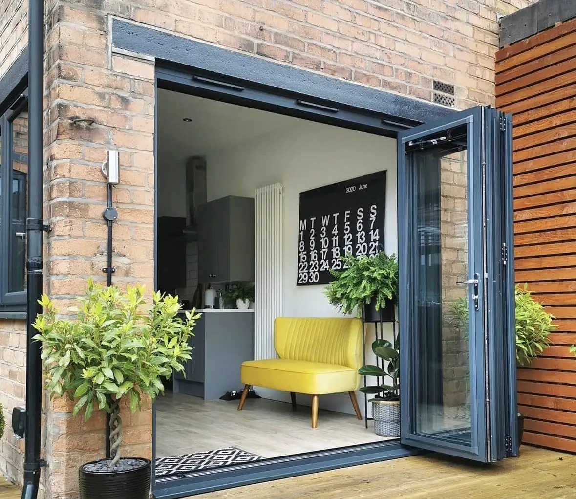Patio Rainproof Exterior Accordion Folding Door Residential Aluminium Glass Bi Fold Doors Space Saving Design Foldable Doors
